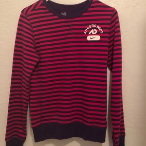 Nike sweater